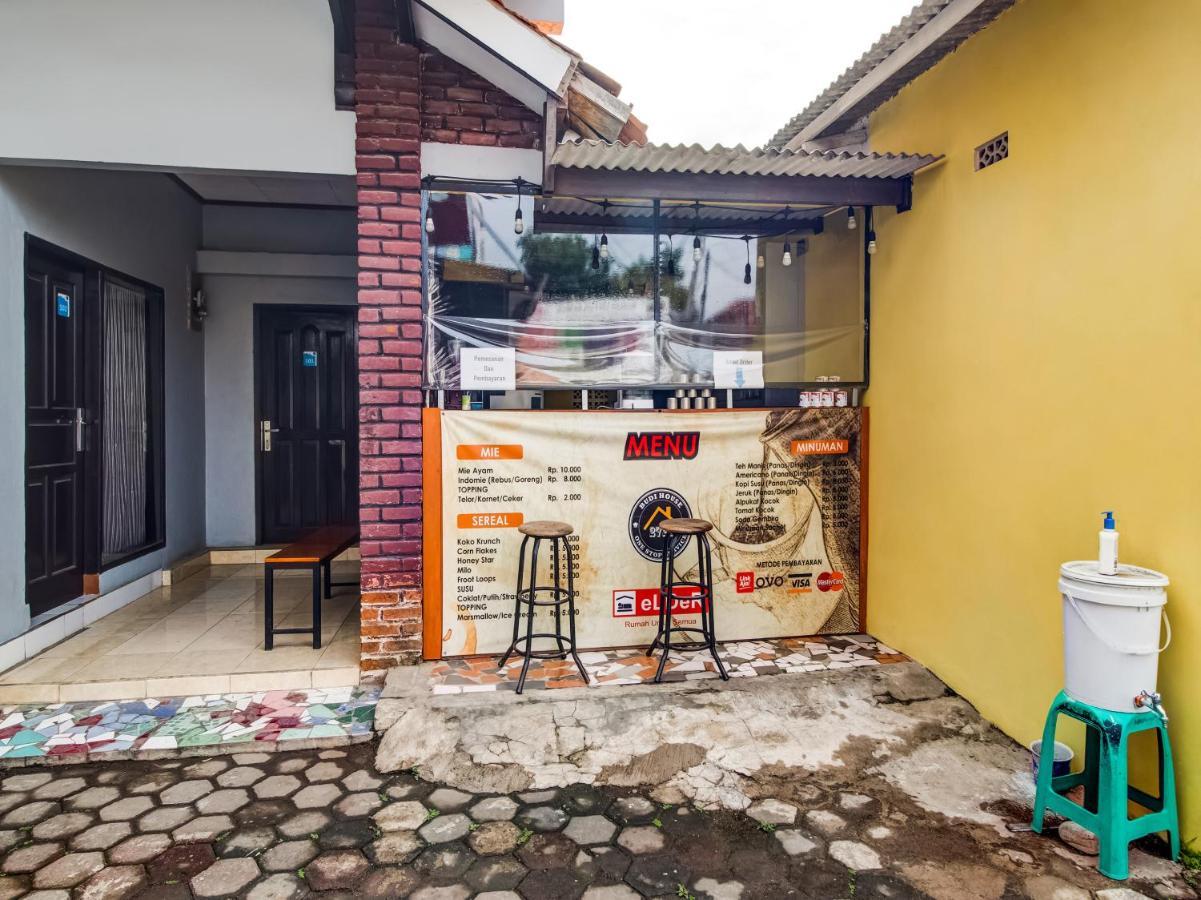 OYO 3750 Elder Guest House Bandung Exterior foto